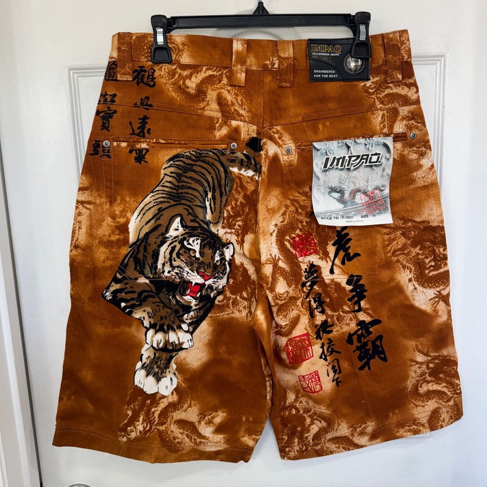 NWT Impaq Millennium Jeans Rust Orange Tiger Graphic Print Shorts Mens 34 - Picture 3 of 7